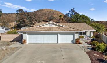 33422 Hillcrest Court, Wildomar, California 92595, 4 Bedrooms Bedrooms, ,2 BathroomsBathrooms,Residential,Buy,33422 Hillcrest Court,SW25004514