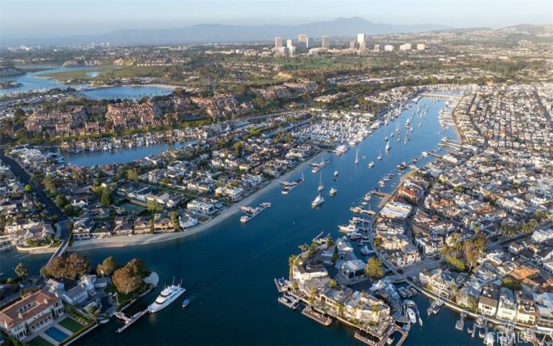 Channel between Balboa Island and Beacon Bay