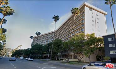 100 S Doheny Drive 524, Los Angeles, California 90048, 1 Bedroom Bedrooms, ,1 BathroomBathrooms,Residential Lease,Rent,100 S Doheny Drive 524,25478827