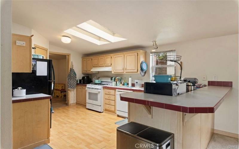 Kitchen- 3 bed, 2 bath unit