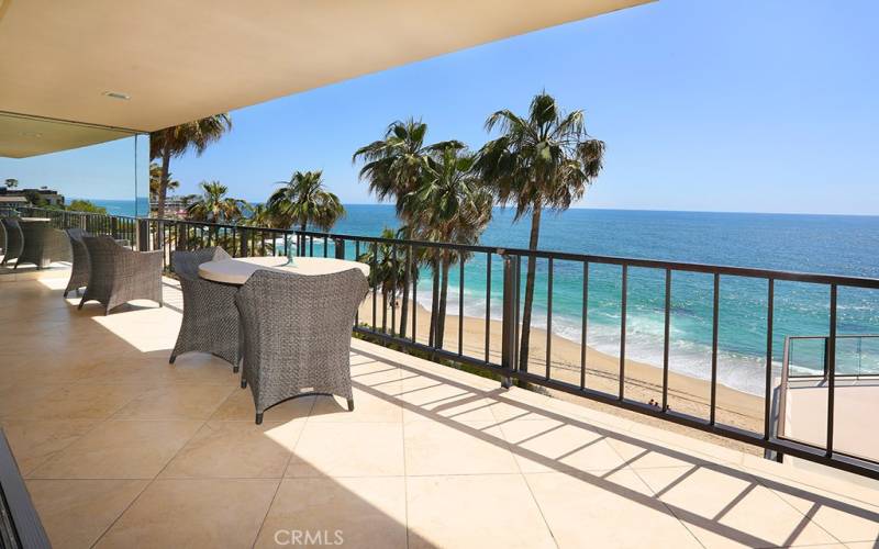 Travertine deck flooring