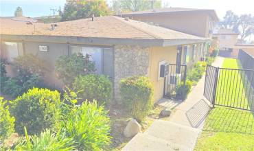 1366 W Arrow A, Upland, California 91786, 2 Bedrooms Bedrooms, ,1 BathroomBathrooms,Residential Lease,Rent,1366 W Arrow A,TR25006094