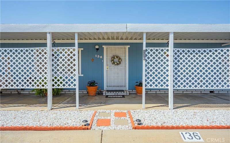 Nice shaded entrance