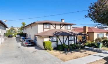 3733 W 132nd Street, Hawthorne, California 90250, 5 Bedrooms Bedrooms, ,5 BathroomsBathrooms,Residential Income,Buy,3733 W 132nd Street,SB25005173