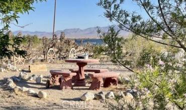 38013 Foothill Road, Lucerne Valley, California 92356, 4 Bedrooms Bedrooms, ,4 BathroomsBathrooms,Residential,Buy,38013 Foothill Road,AR25007086