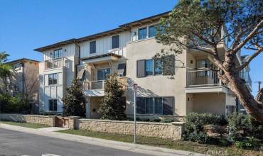 328 28th Street, Manhattan Beach, California 90266, 4 Bedrooms Bedrooms, ,4 BathroomsBathrooms,Residential Lease,Rent,328 28th Street,SB25007060