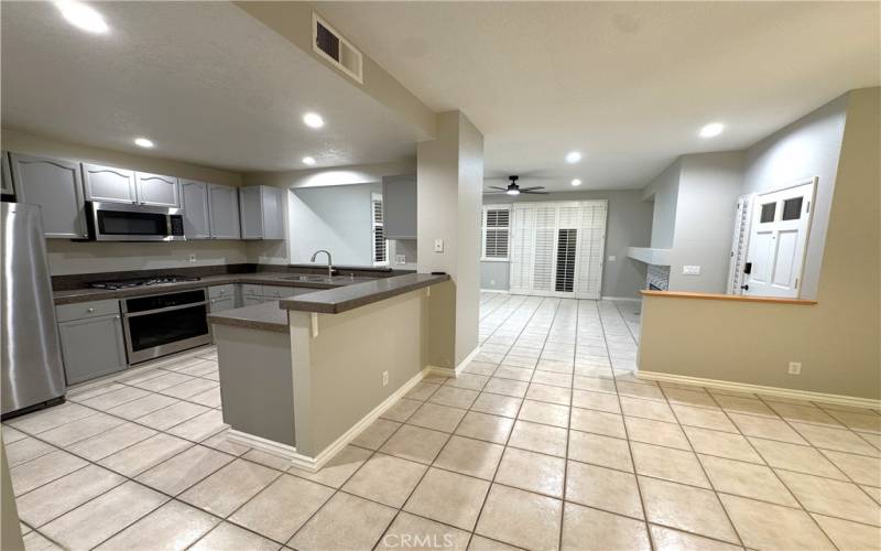 Kitchen / Dining Room