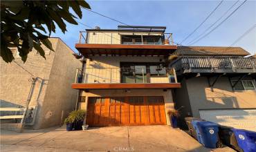 760 Manhattan Beach Blvd B, Manhattan Beach, California 90266, 2 Bedrooms Bedrooms, ,1 BathroomBathrooms,Residential Lease,Rent,760 Manhattan Beach Blvd B,PV25007132