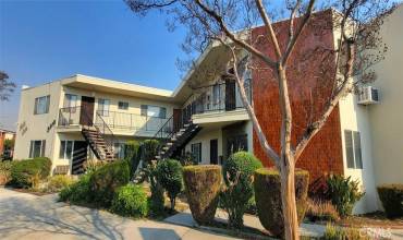 2310 Washington Circle, Burbank, California 91504, 2 Bedrooms Bedrooms, ,1 BathroomBathrooms,Residential Lease,Rent,2310 Washington Circle,TR25006600