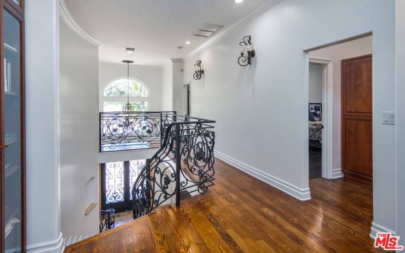 upstairs hallway - so open!