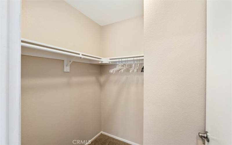 Walk-in closet!
