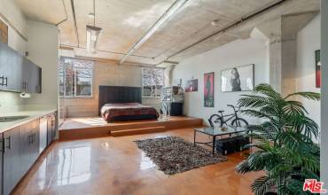 825 E 4th Street 109, Los Angeles, California 90013, ,1 BathroomBathrooms,Residential Lease,Rent,825 E 4th Street 109,25481185