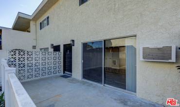 2758 Orange Avenue 3, Torrance, California 90501, 1 Bedroom Bedrooms, ,1 BathroomBathrooms,Residential Lease,Rent,2758 Orange Avenue 3,25481393