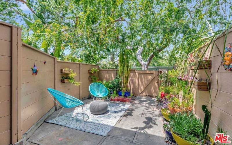 Direct access to private patio