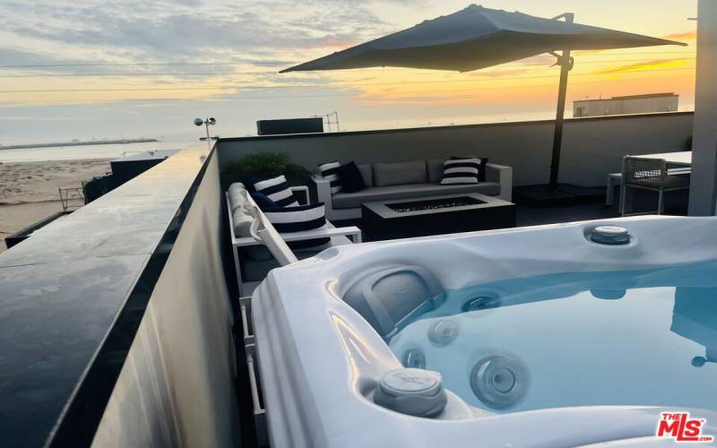 Hot tub on roof top deck