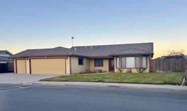 46123 Meadowbrook Drive, King City, California 93930, 4 Bedrooms Bedrooms, ,2 BathroomsBathrooms,Residential,Buy,46123 Meadowbrook Drive,ML81990226