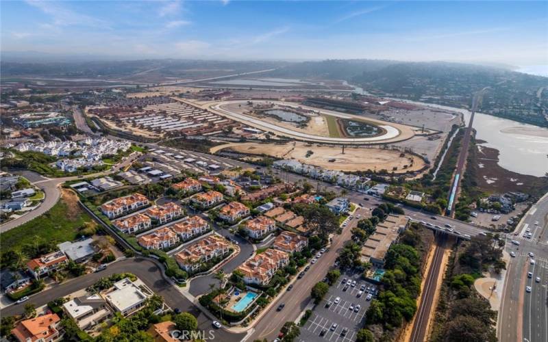 Walk to Del Mar Racetrack