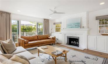 449 29th Street, Hermosa Beach, California 90254, 2 Bedrooms Bedrooms, ,1 BathroomBathrooms,Residential Lease,Rent,449 29th Street,SB25007272