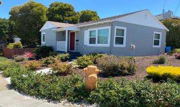 10 Beresford Court, San Mateo, California 94403, 2 Bedrooms Bedrooms, ,1 BathroomBathrooms,Residential Lease,Rent,10 Beresford Court,ML81990363