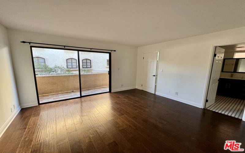 Principal Bedroom with Balcony