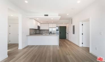 829 Larrabee Street PH 403, West Hollywood, California 90069, 3 Bedrooms Bedrooms, ,3 BathroomsBathrooms,Residential Lease,Rent,829 Larrabee Street PH 403,25482295