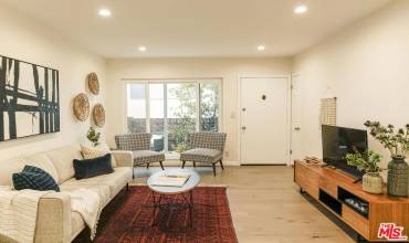 1929 Tamarind Avenue 2, Los Angeles, California 90068, 1 Bedroom Bedrooms, ,1 BathroomBathrooms,Residential Lease,Rent,1929 Tamarind Avenue 2,25482545