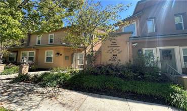 1101 East Avenue 105, Burbank, California 91504, 2 Bedrooms Bedrooms, ,2 BathroomsBathrooms,Residential Lease,Rent,1101 East Avenue 105,SR25010517