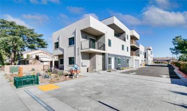 278 N 11th Avenue, Upland, California 91786, 2 Bedrooms Bedrooms, ,2 BathroomsBathrooms,Residential Lease,Rent,278 N 11th Avenue,CV25010581