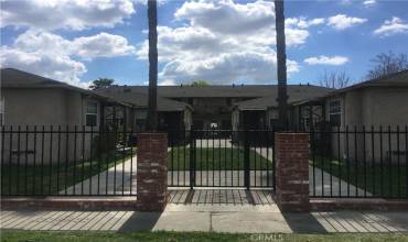 422 W Palm Street 424 1/2D, Compton, California 90220, 2 Bedrooms Bedrooms, ,1 BathroomBathrooms,Residential Lease,Rent,422 W Palm Street 424 1/2D,TR25011663