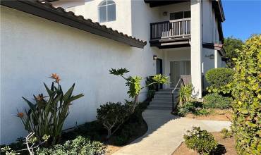 5533 Spanish Oak Lane D, Oak Park, California 91377, 2 Bedrooms Bedrooms, ,2 BathroomsBathrooms,Residential Lease,Rent,5533 Spanish Oak Lane D,SR25010730