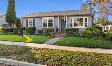 4463 Elm Avenue, Long Beach, California 90807, 3 Bedrooms Bedrooms, ,2 BathroomsBathrooms,Residential,Buy,4463 Elm Avenue,PW25008011