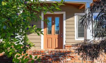 824 Riverside Avenue, Santa Cruz, California 95060, 2 Bedrooms Bedrooms, ,1 BathroomBathrooms,Residential,Buy,824 Riverside Avenue,ML81989502