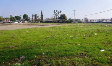 1736 E Dorothy Avenue, Fresno, California 93706, ,Commercial Sale,Buy,1736 E Dorothy Avenue,FR25012229