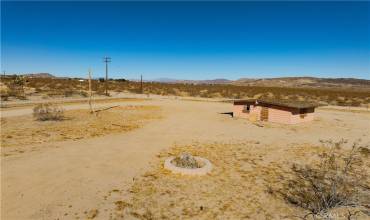 57025 Encantado Road, Landers, California 92285, ,Residential,Buy,57025 Encantado Road,JT25012617