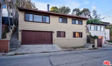 6871 Pacific View Drive, Los Angeles, California 90068, 4 Bedrooms Bedrooms, ,3 BathroomsBathrooms,Residential Lease,Rent,6871 Pacific View Drive,25484895