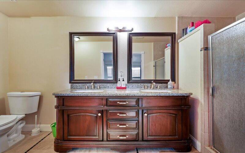 h master bath