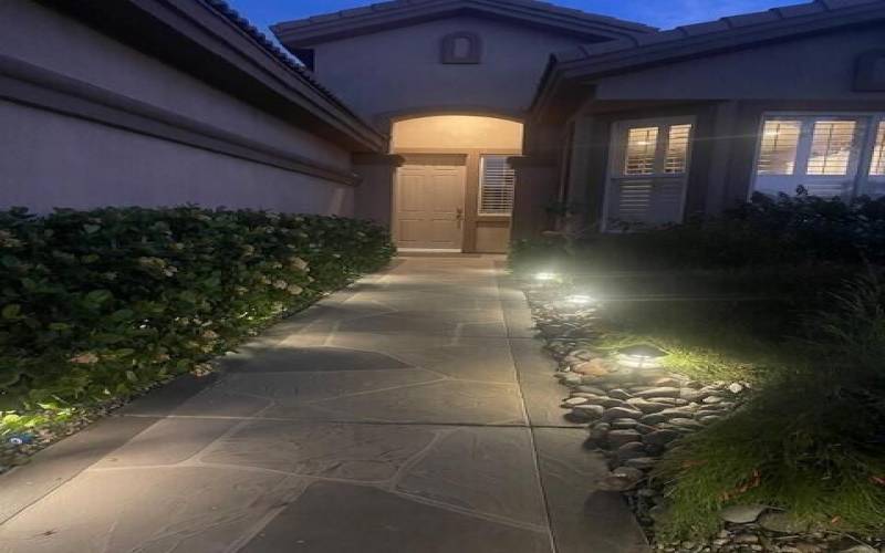 Front walkway toward front door