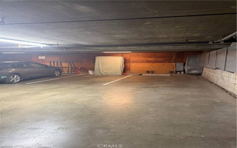 Parking garage