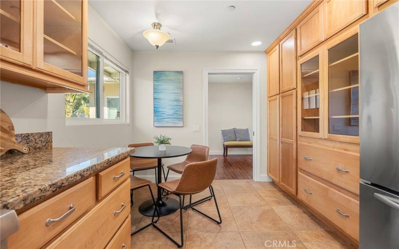 Two chef's in the family? No problem! This kitchen has plenty of room for those who love to cook!