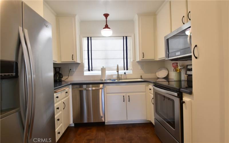 Upgraded with stainless steel newer appliances