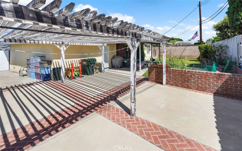 amazing  covered patio and back yard entertaining area!!